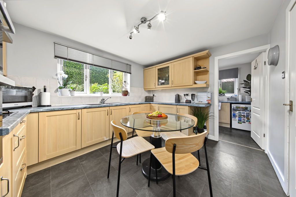 Property photo 3 of 36 Kitchen