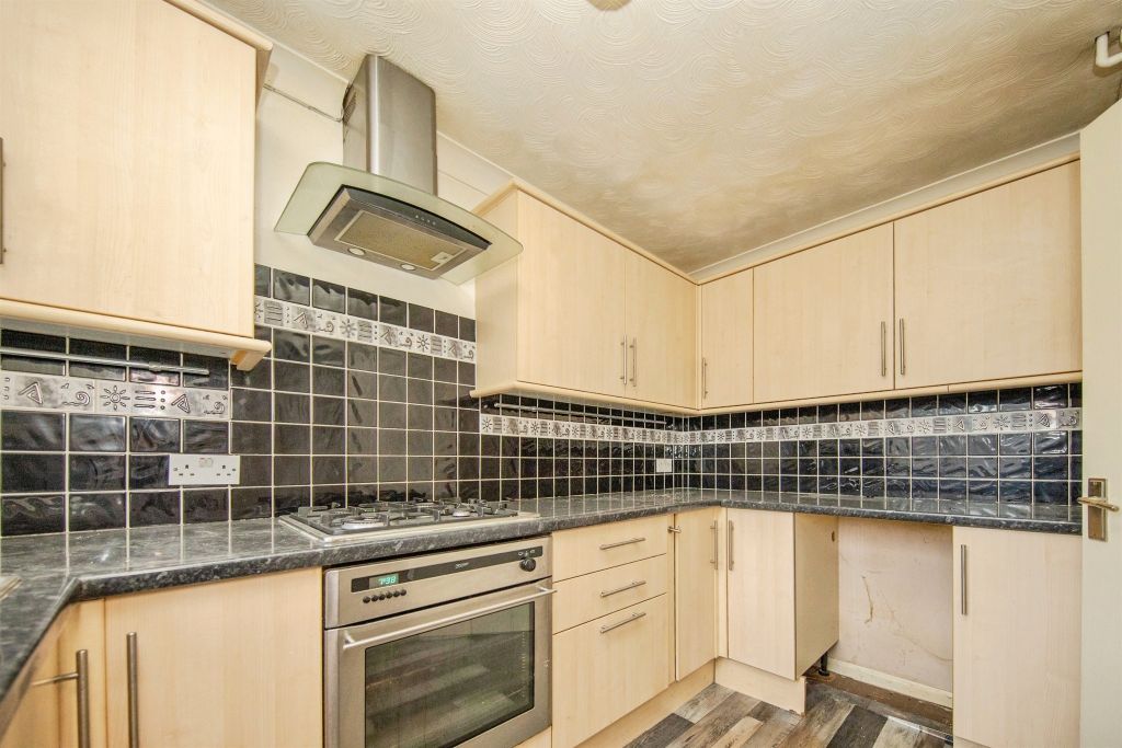 Property photo 3 of 11