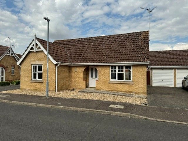 Property photo 1 of 8 Front