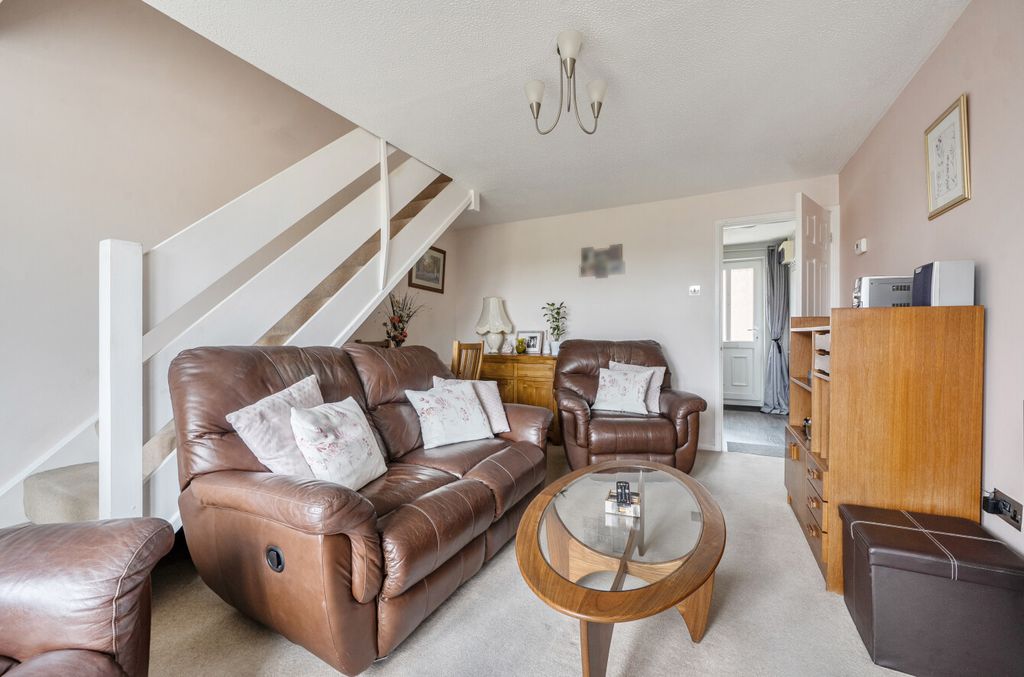 Property photo 2 of 22 1446381-13-69E26B...