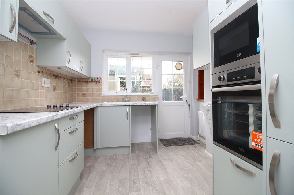 Property photo 3 of 9 Picture No. 12