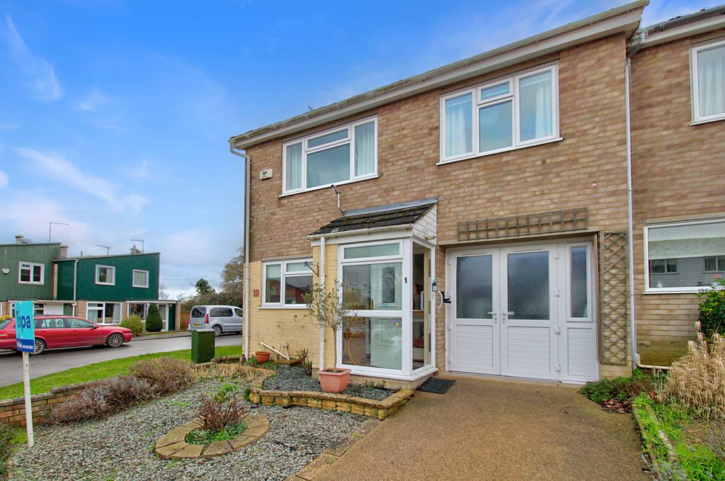 Property photo 1 of 12 Front (1)