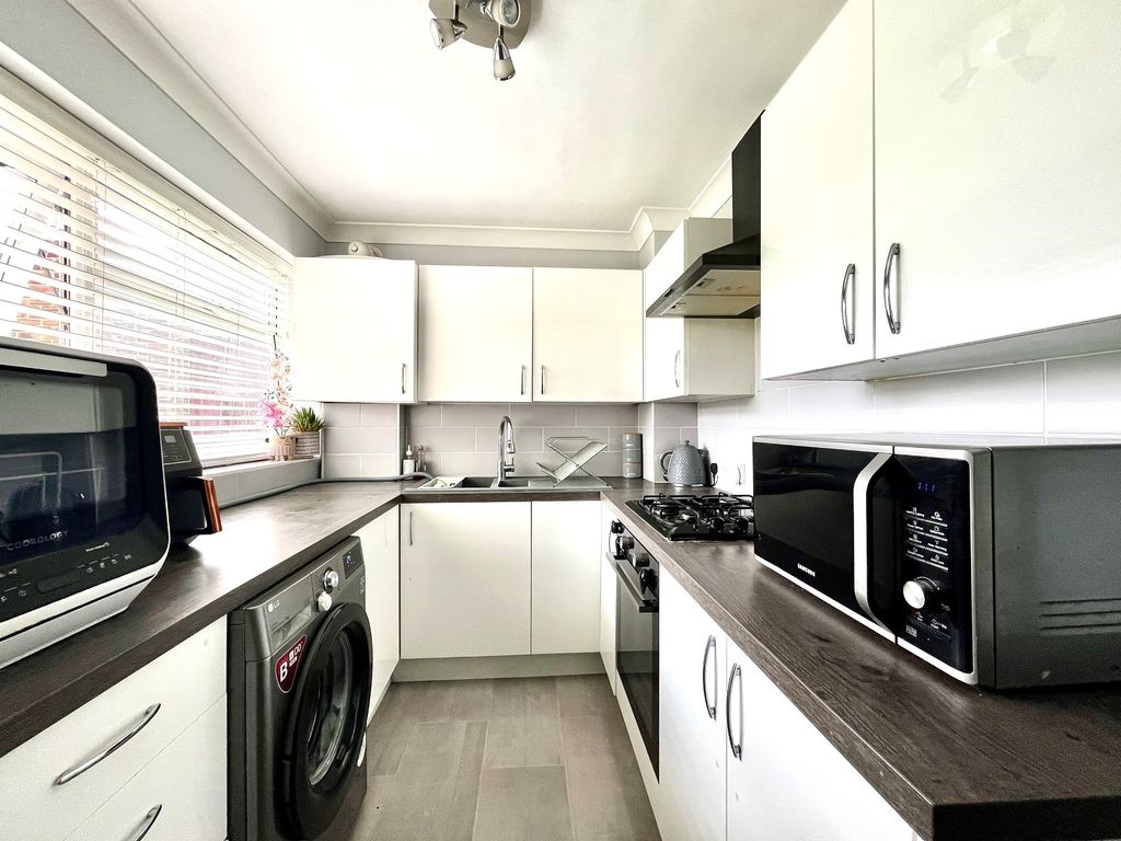 Property photo 3 of 8 Not Specified