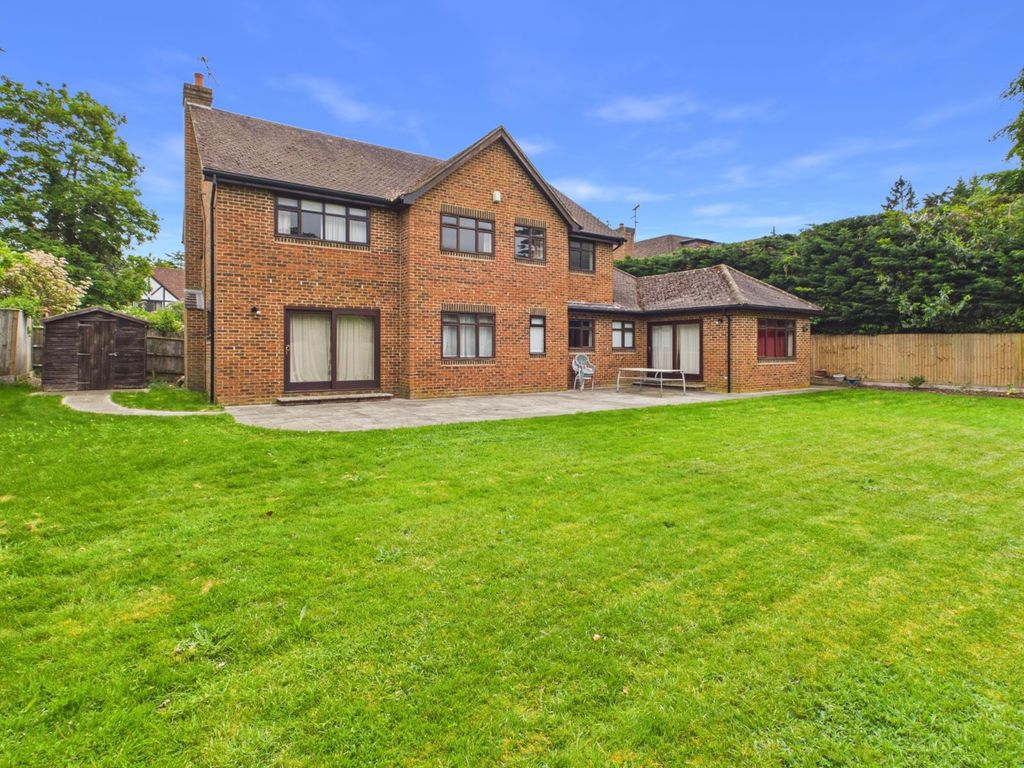 Property photo 2 of 21 Picture No. 34
