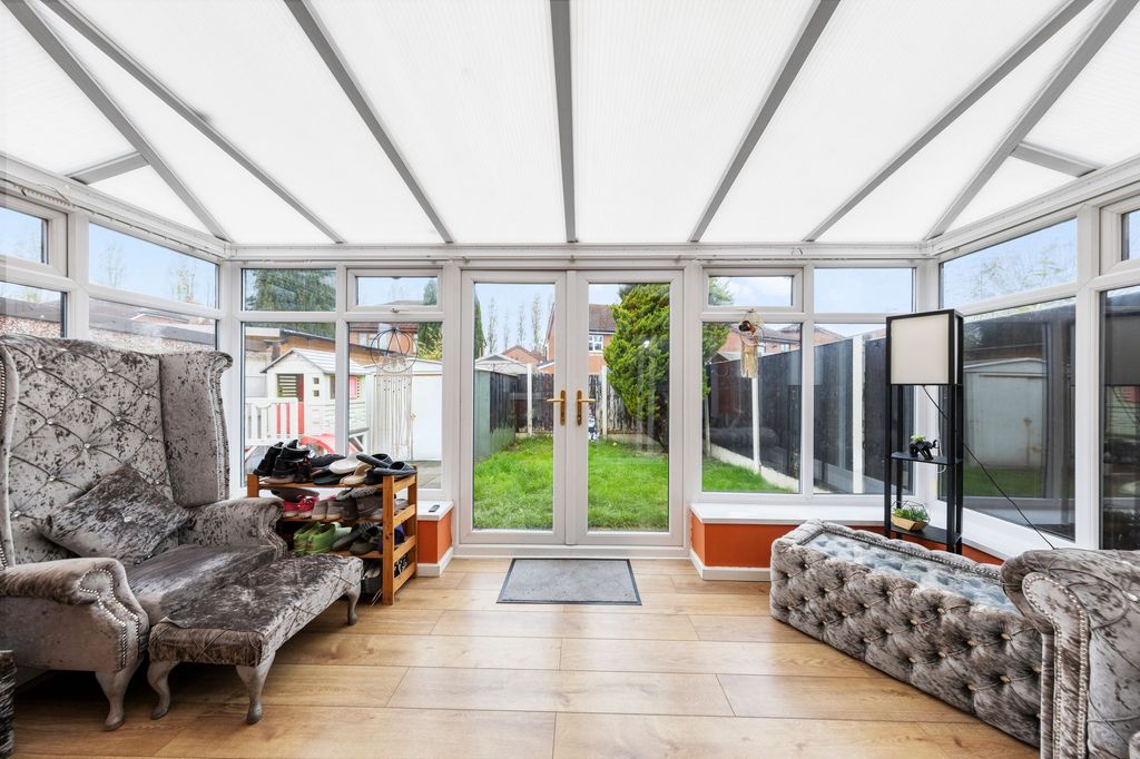 Property photo 3 of 23