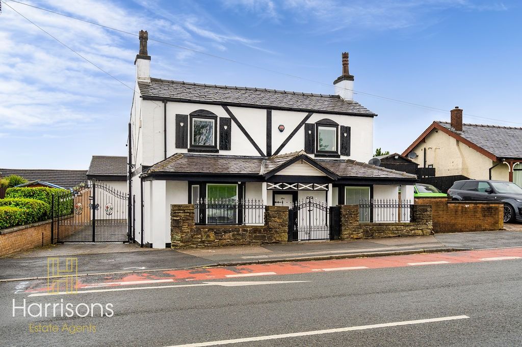 Property photo 1 of 40 5165980