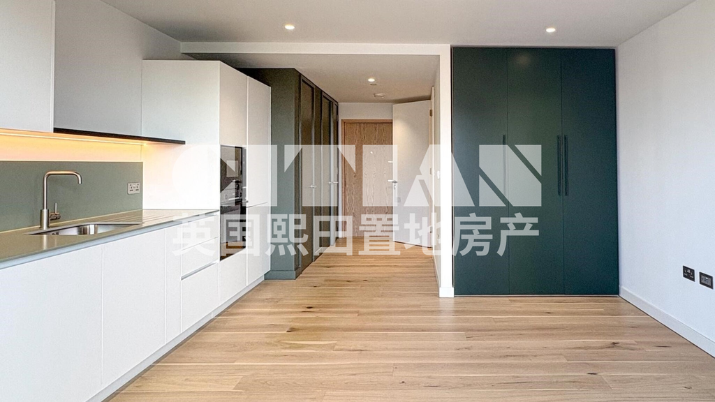 Property photo 3 of 11