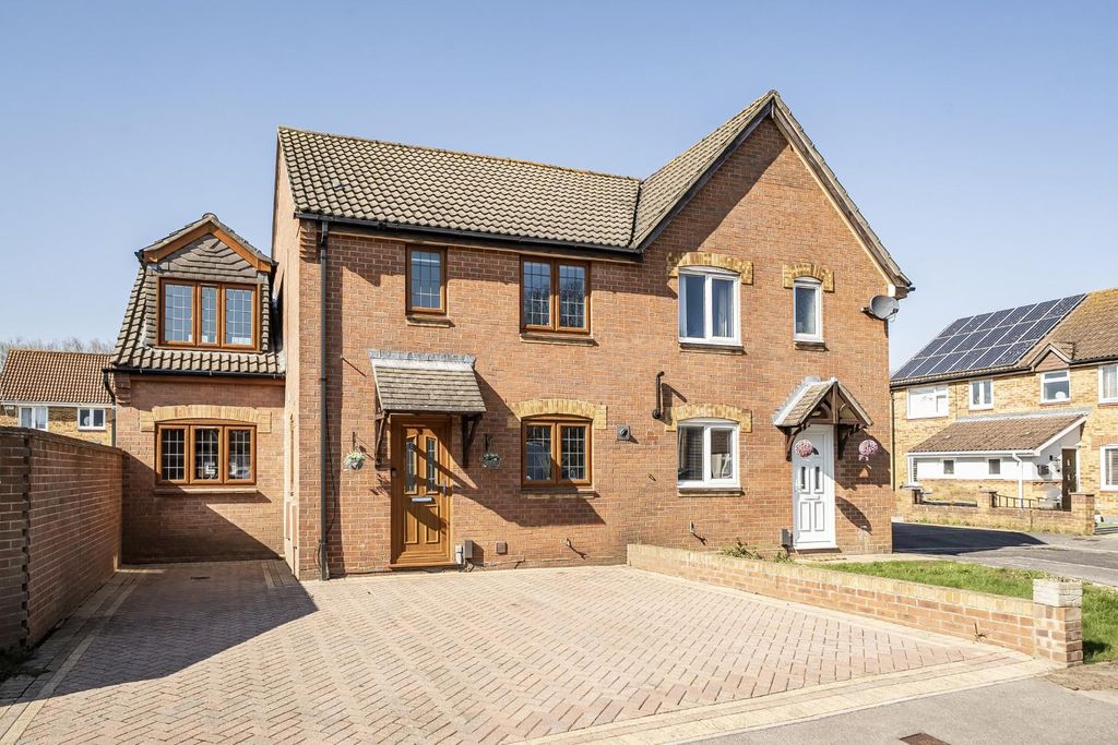 Property photo 1 of 19 1432183-3-69Bc5Ebbc078c.Jpg