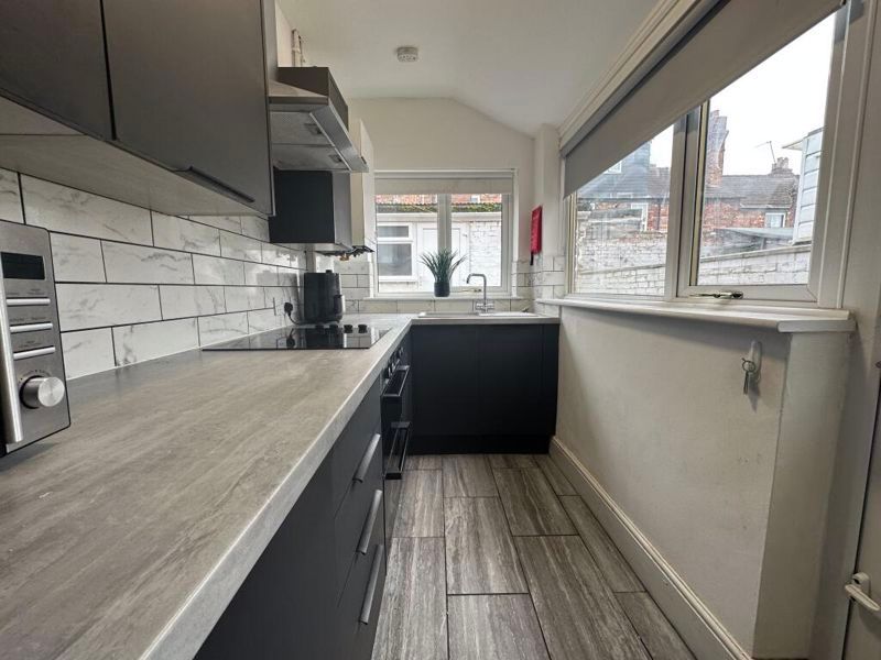 Property photo 2 of 9 Photo 8