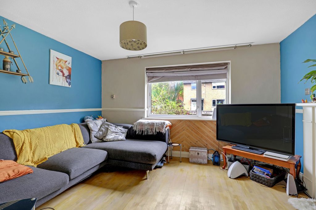 Property photo 2 of 13