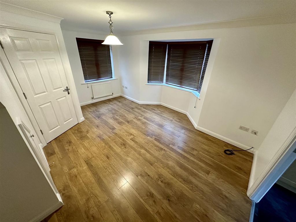 Property photo 2 of 11 Img_8459.Jpg