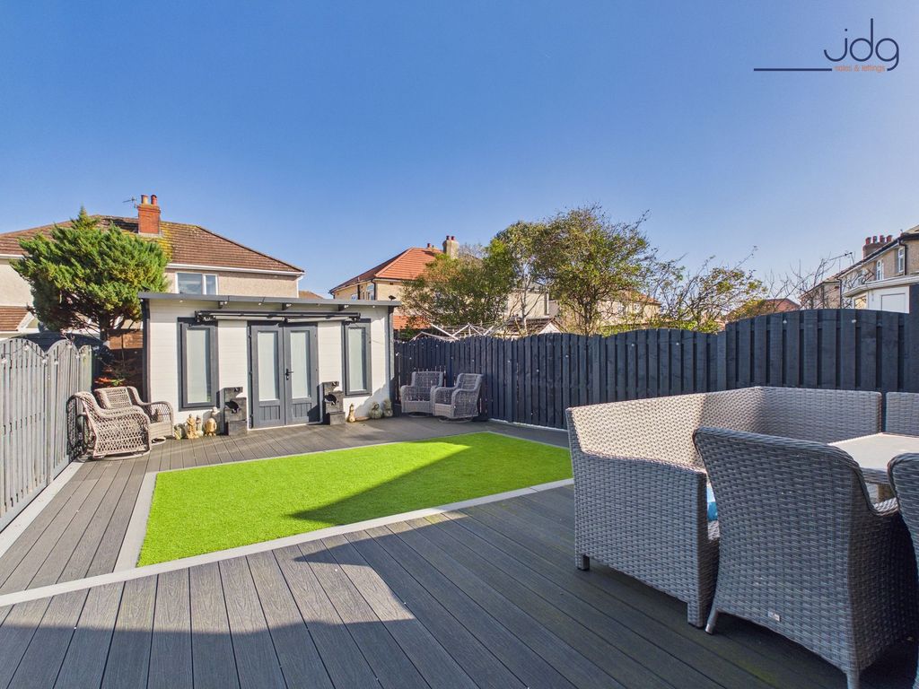 Property photo 2 of 21 Back Garden