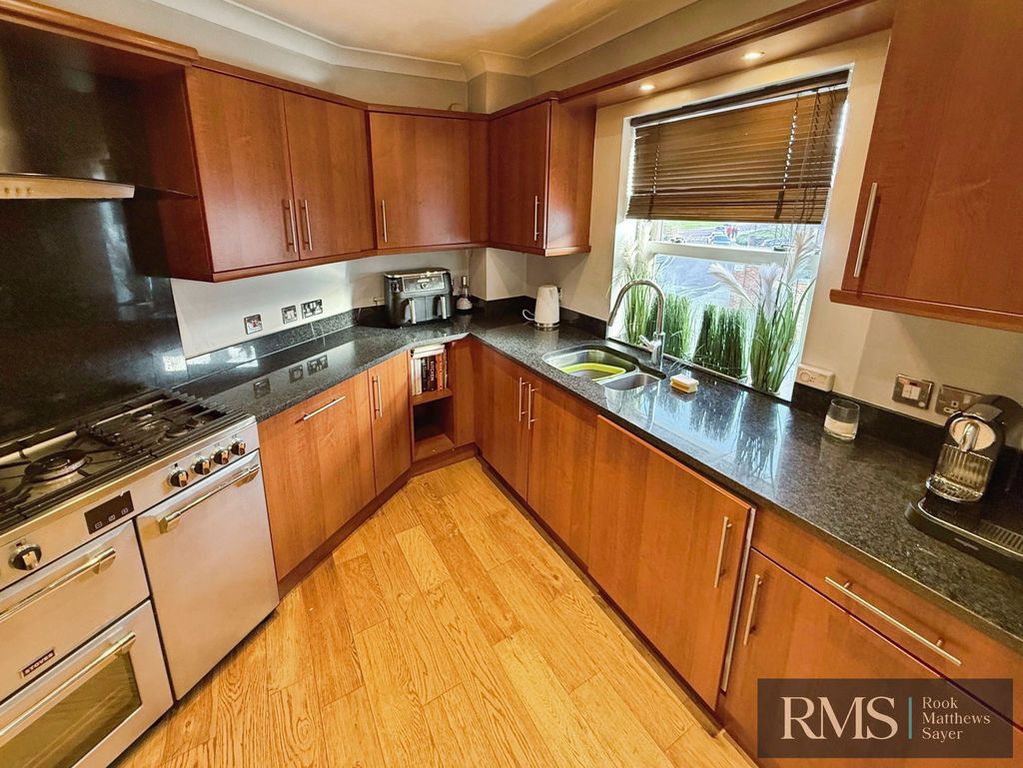 Property photo 3 of 6 Photo 3