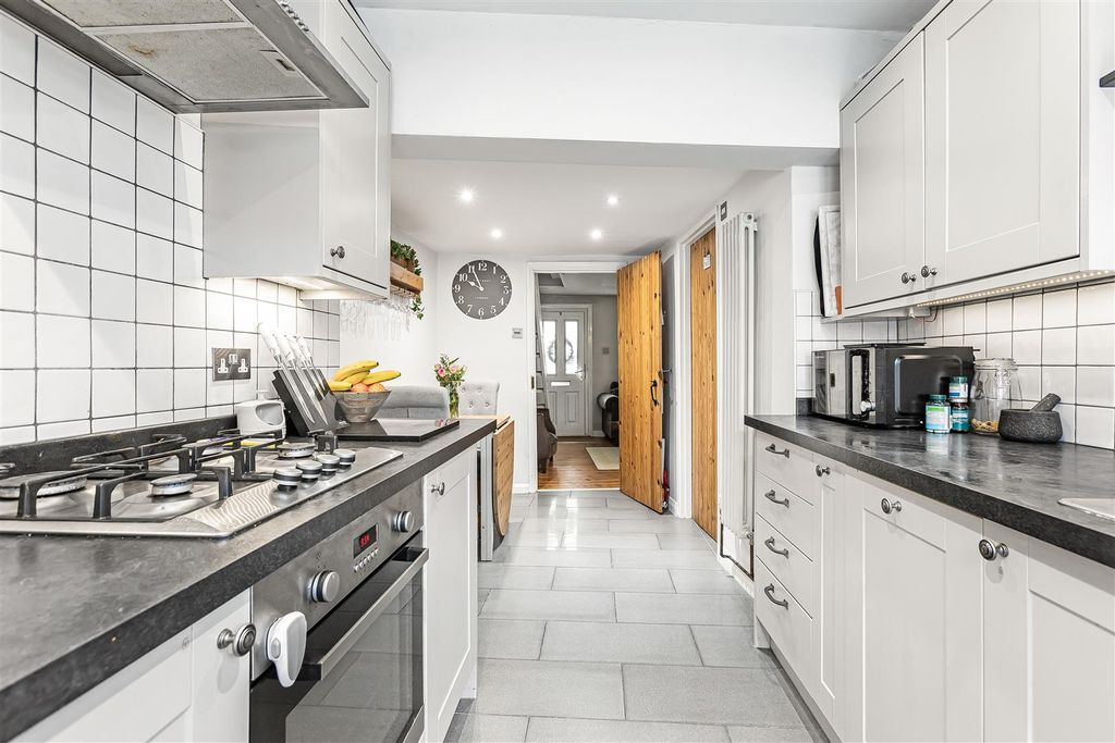 Property photo 2 of 18 29_70163.Jpg