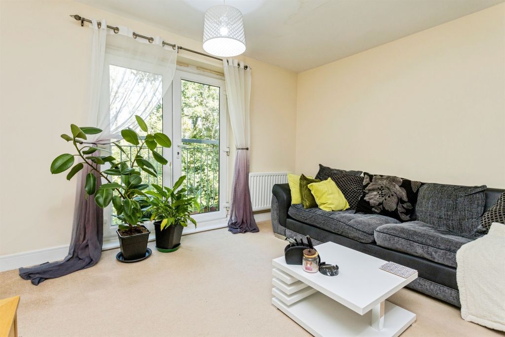 Property photo 3 of 14