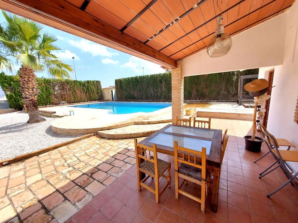 Property photo 1 of 35