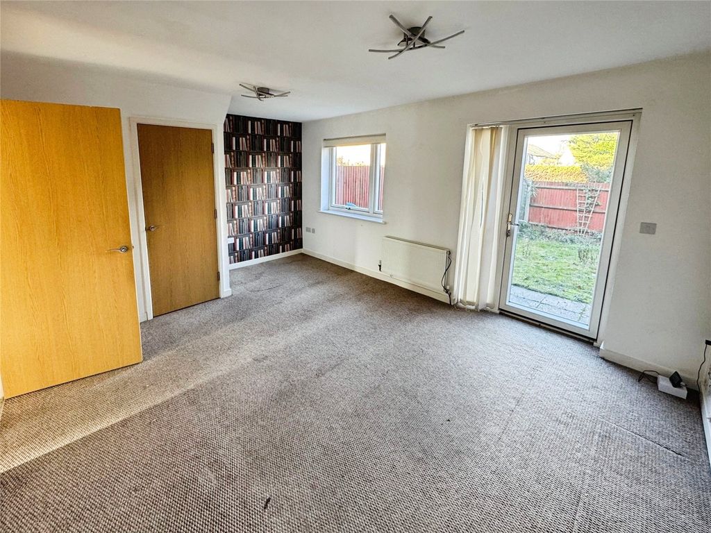 Property photo 3 of 12 Picture No. 13