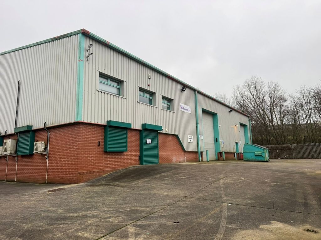 Property photo 3 of 11