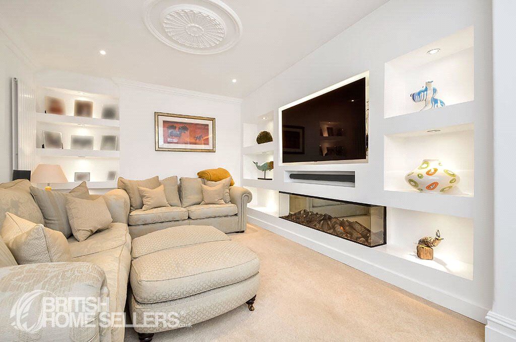 Property photo 3 of 24 Picture No. 09