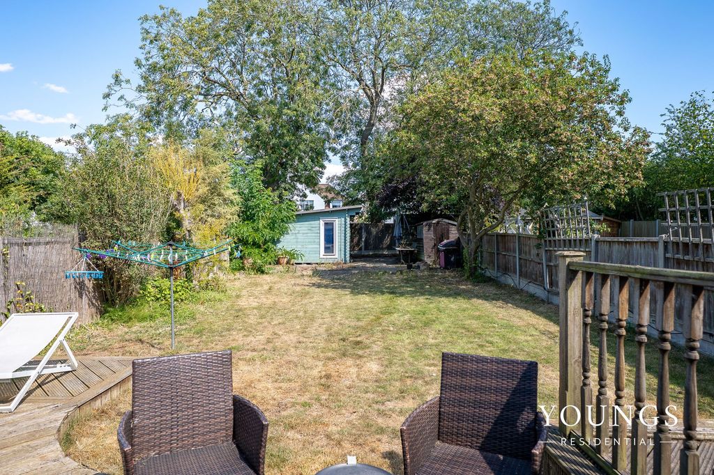 Property photo 3 of 29