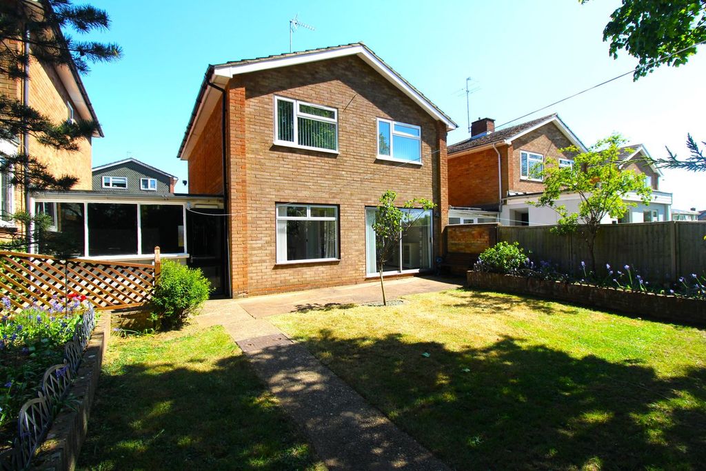 Property photo 2 of 20 Rear Garden