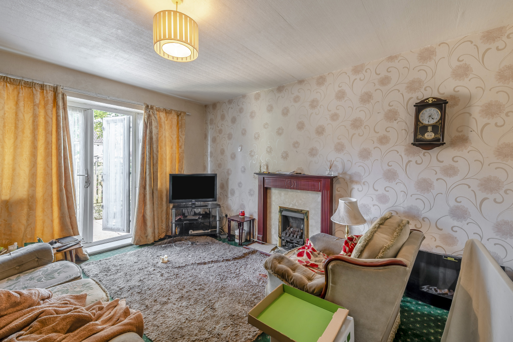 Property photo 2 of 8