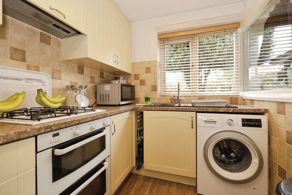 Property photo 2 of 18 Pbox-Img.Jpg