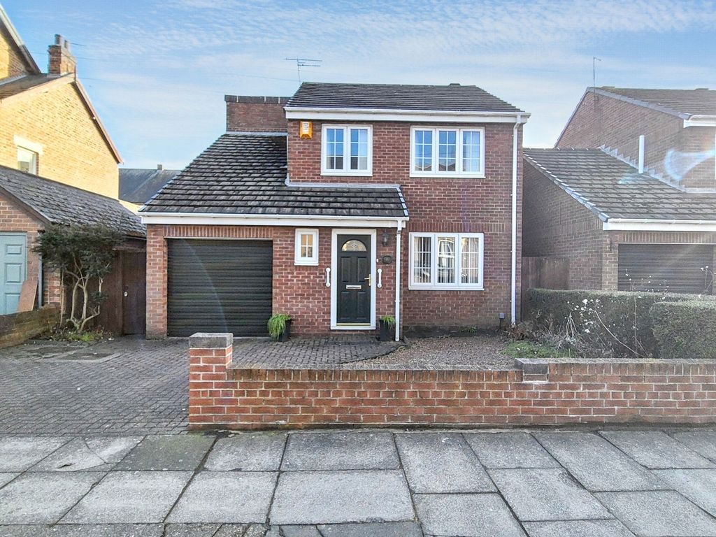 Property photo 1 of 24