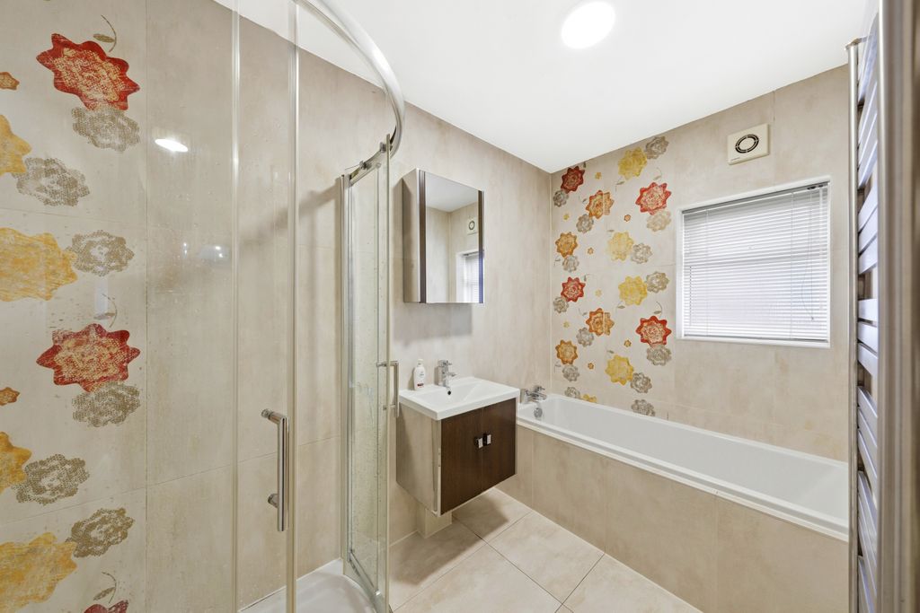 Additional image 34 of 7 bed semi-detached house for saleBroom Lane, Salford M7