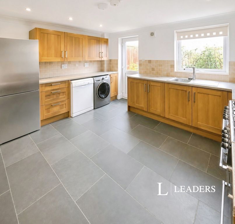 Property photo 2 of 9 Pbox-Img.Jpg