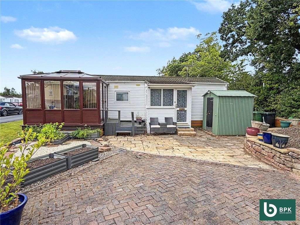 Property photo 1 of 17 Picture No. 14