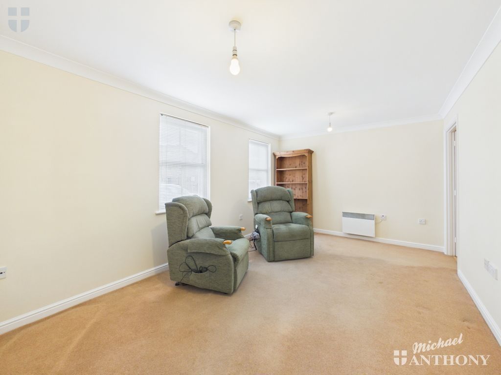 Property photo 2 of 8 Cam03852G0-Pr0753-Still002