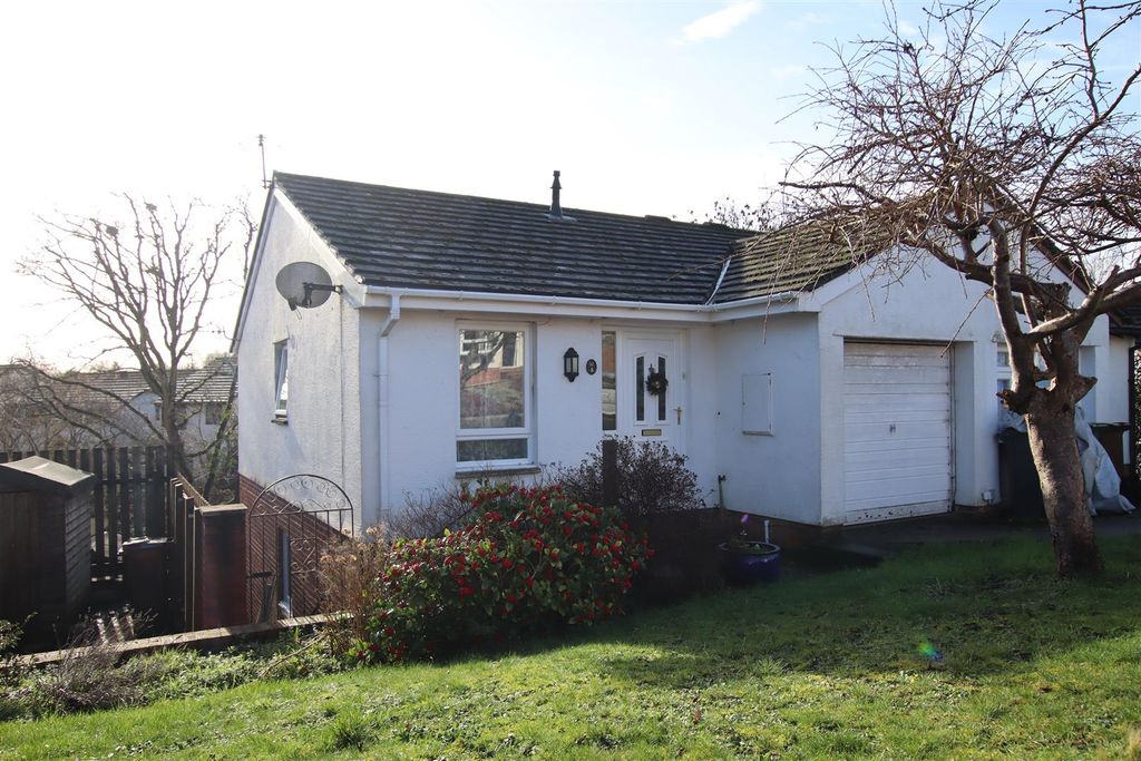 Property photo 1 of 10 Front.Jpg