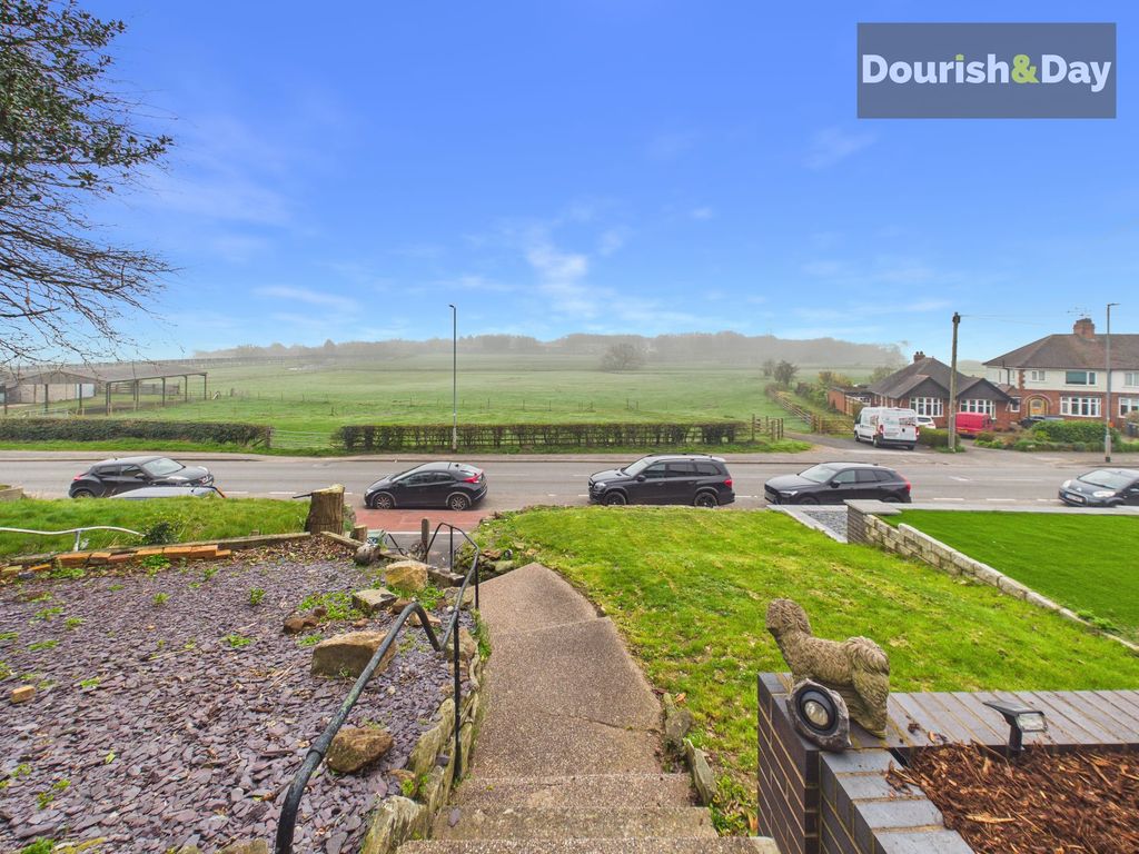 Property photo 3 of 26