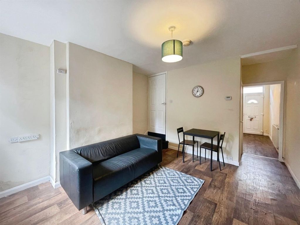 Property photo 2 of 20 89A37Bc2-d509-4049-Ae73-2ee59E759320.Jpg