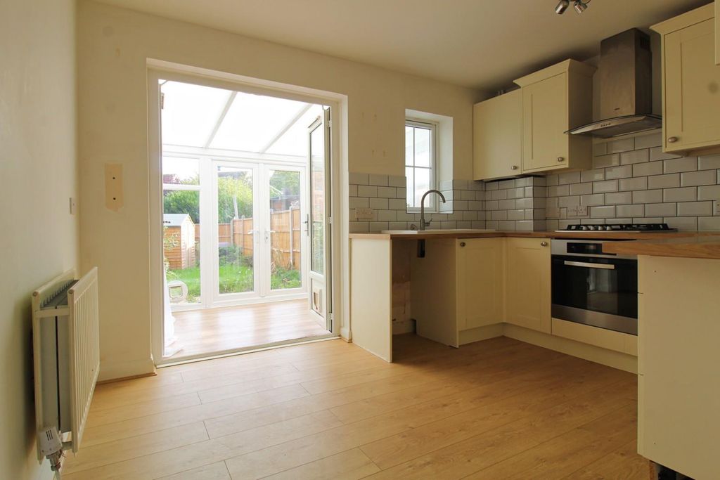 Property photo 3 of 11 Img_2903_Inpixio.Jpg
