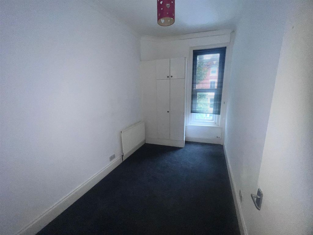 Property photo 3 of 6 Bedroom2.Jpg