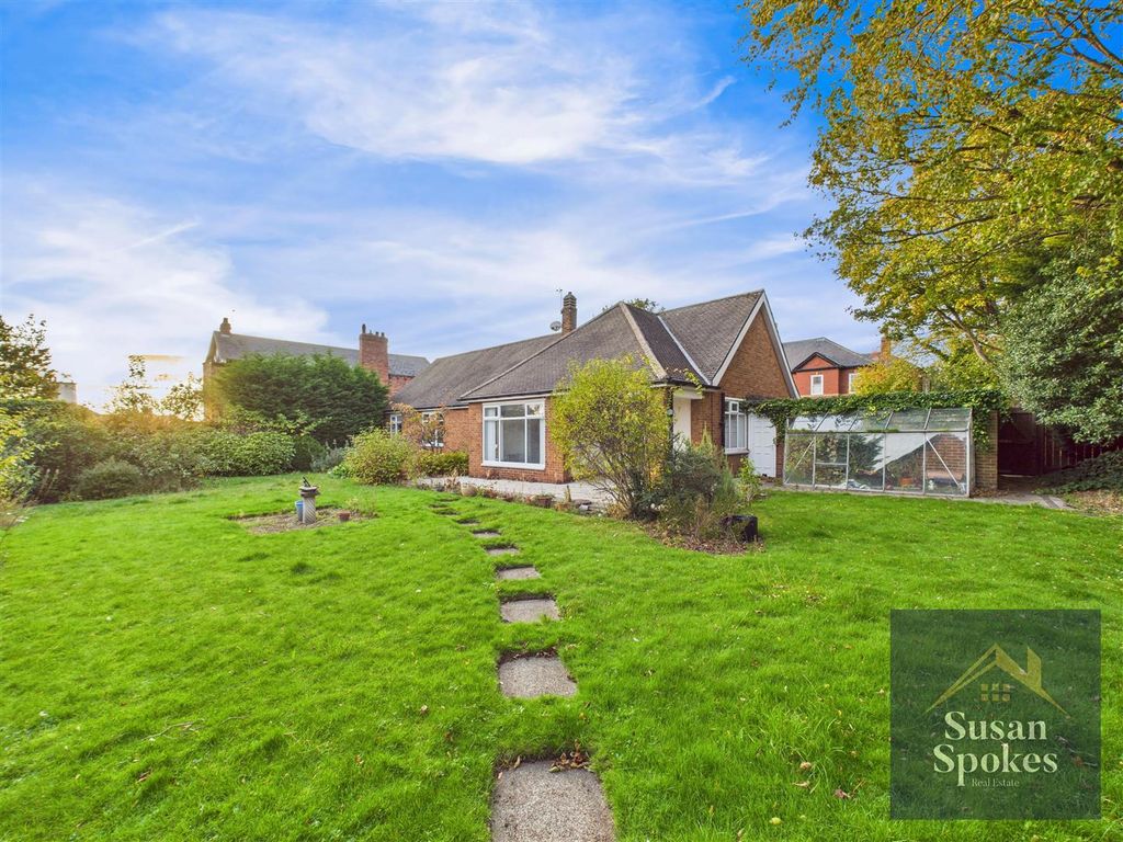 Property photo 2 of 37 Cam01858G0-Pr0186-Still038.Jpg