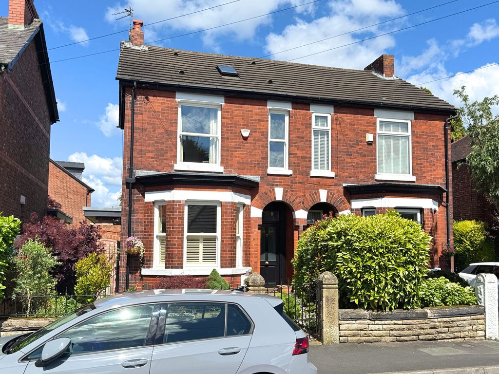 Property photo 1 of 27