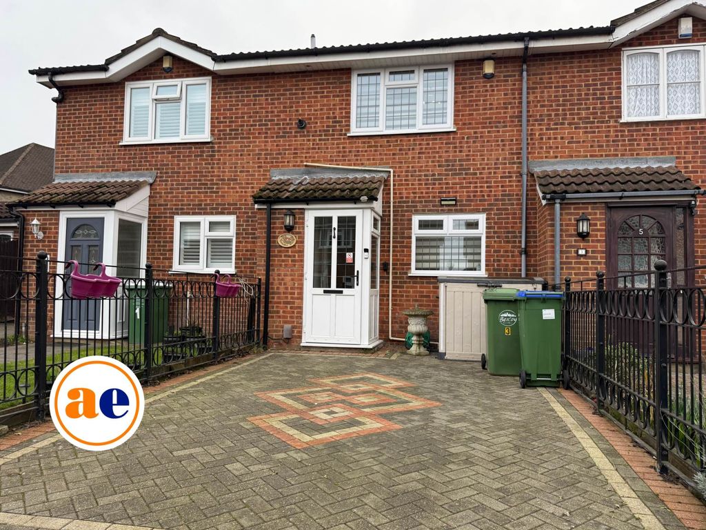 Property photo 1 of 11