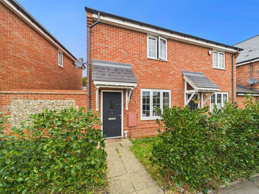 Property photo 1 of 10 Picture No. 12