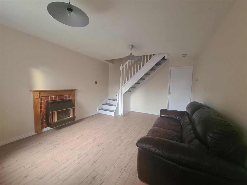 Property photo 2 of 11 20251119_085338.Jpg