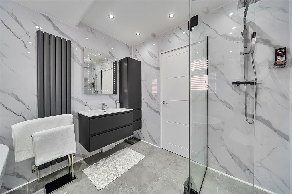 Property photo 2 of 18 1527796 (2).Jpg