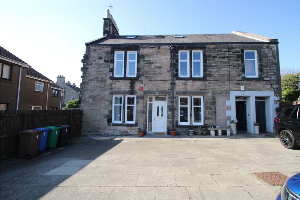 Property photo 1 of 25 Picture No. 40