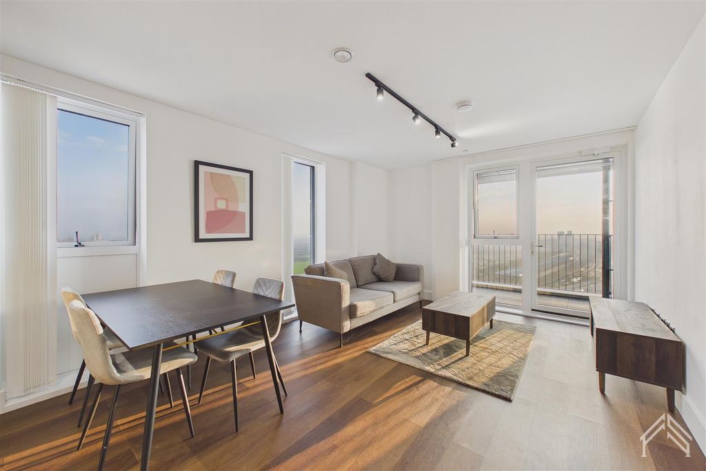 Property photo 1 of 17 Cam02700G0-Pr0458-Still012.Jpg