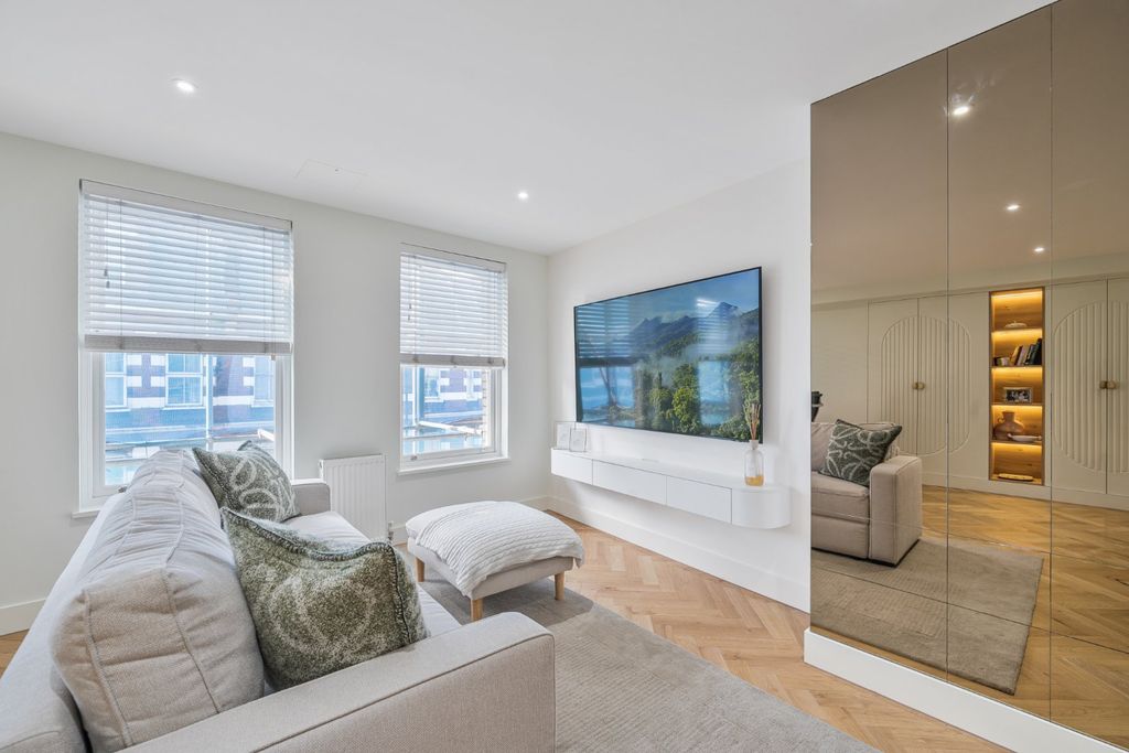 Property photo 1 of 22 Picture No. 15