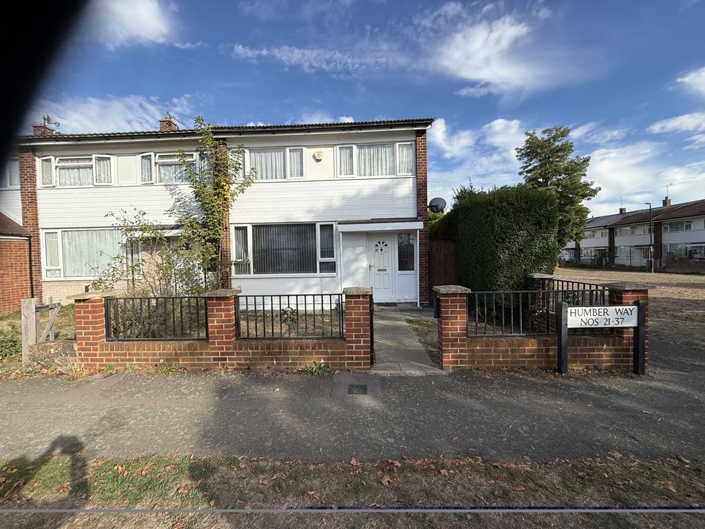 Property photo 2 of 24