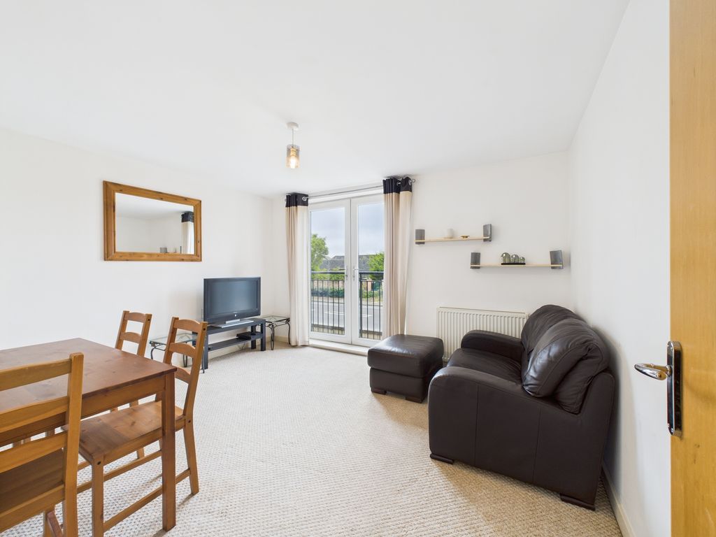 Property photo 3 of 12