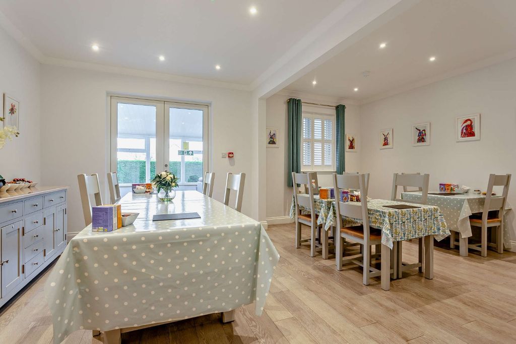 Property photo 1 of 32 Picture No. 33