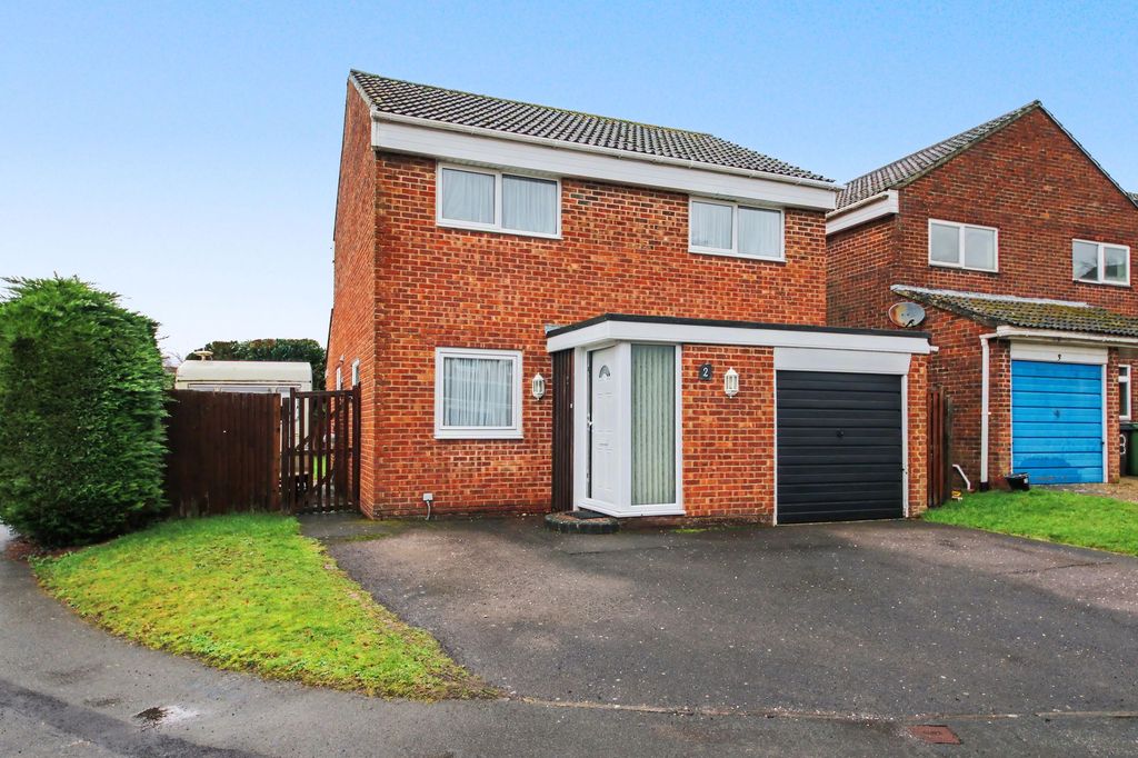 Property photo 1 of 11